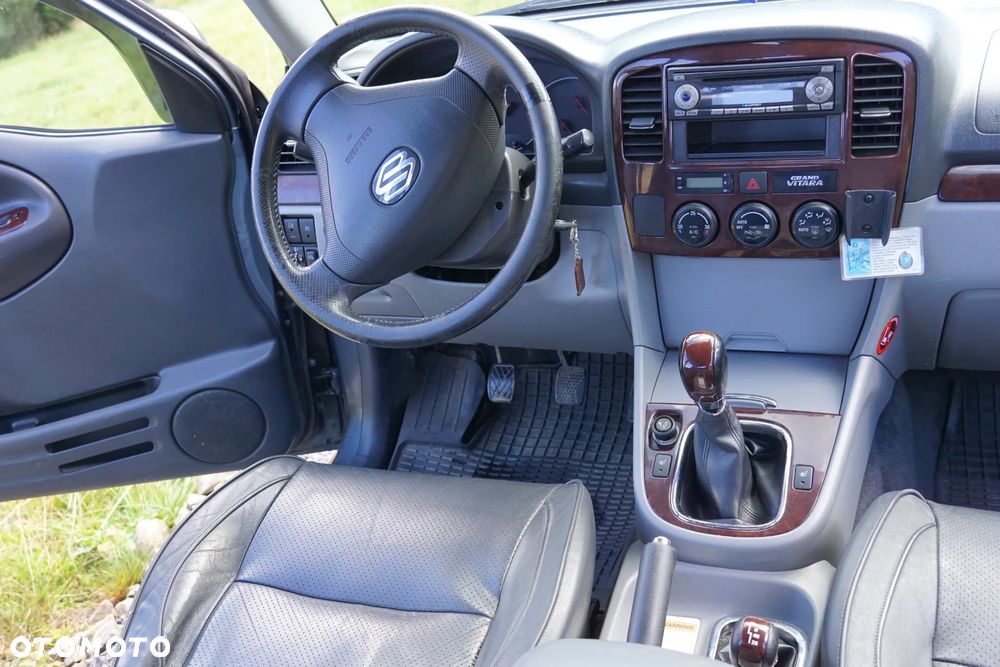 Suzuki Grand Vitara 2.0 HDi - 16