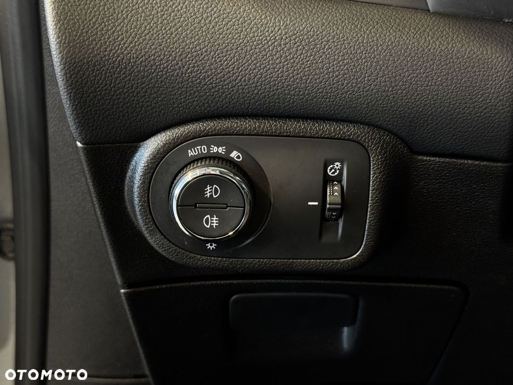 Opel Zafira - 19