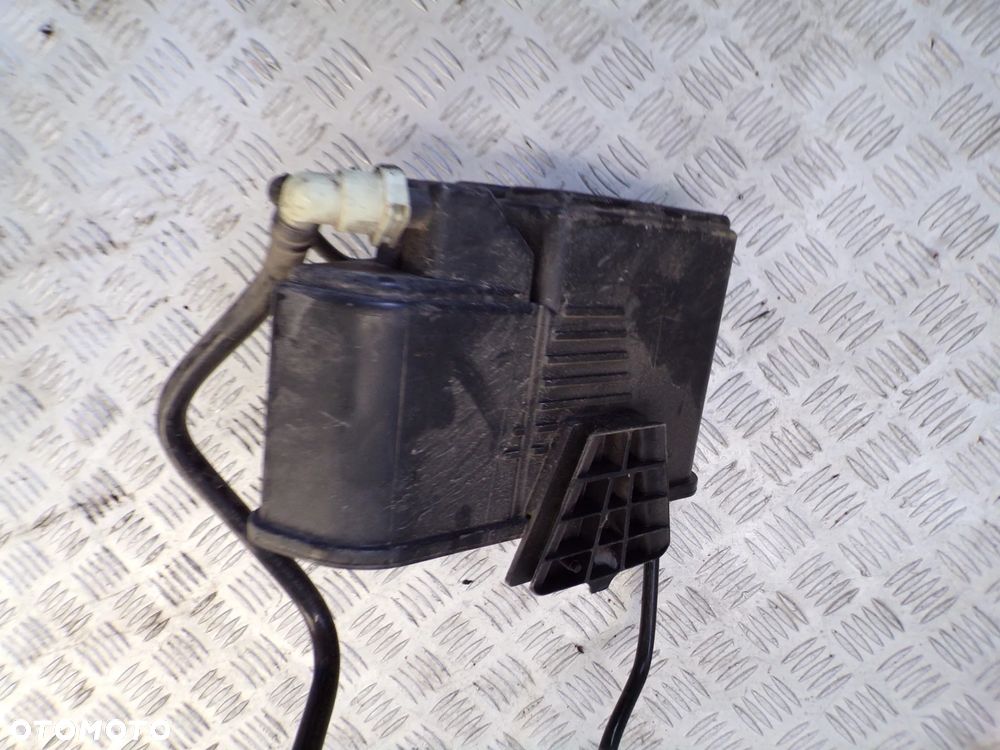 FILTR WĘGLOWY MERCEDES CLA W117 1.6B - 3