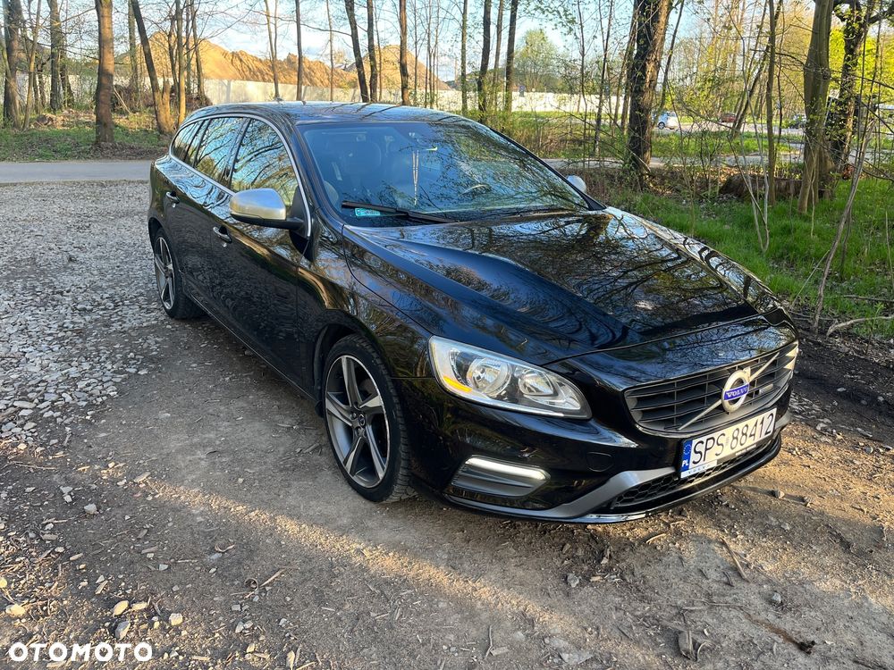 Volvo V60 D3 R-Design - 6