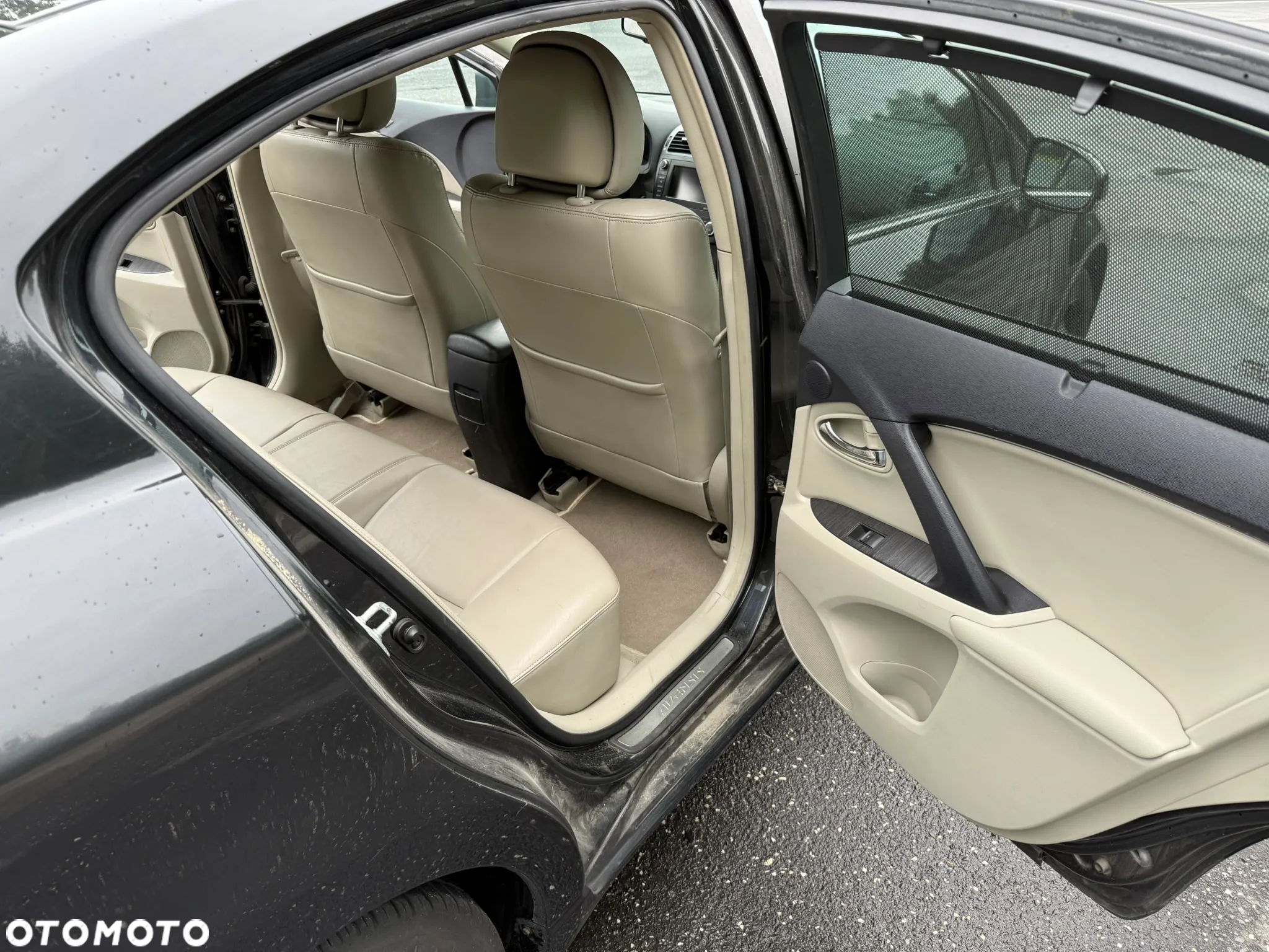 Toyota Avensis 2.0 Prestige NAVI MS - 23