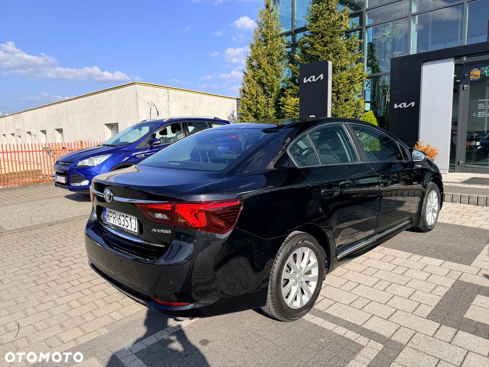 Toyota Avensis 1.6 Active - 7