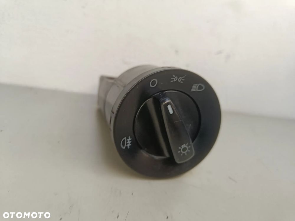 Włącznik świateł Skoda Octavia I FL Lift Superb Fabia Roomster Przełącznik świateł  3B0941531B - 3