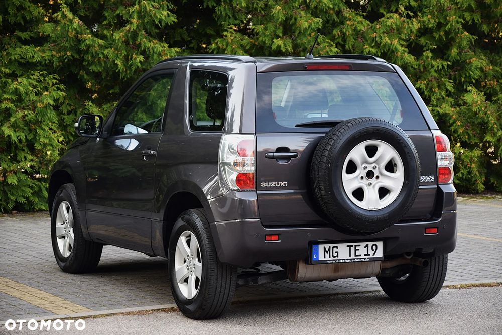 Suzuki Grand Vitara 1.6 Club - 23
