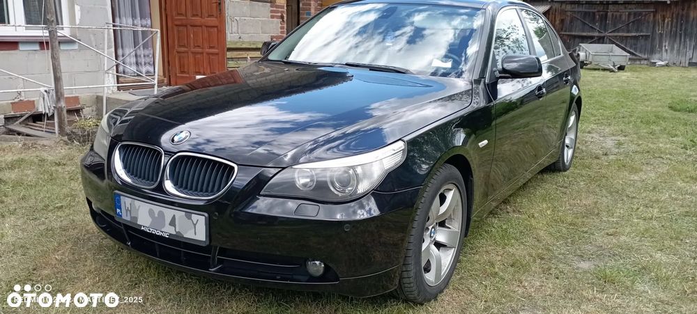 BMW Seria 5 520i - 4