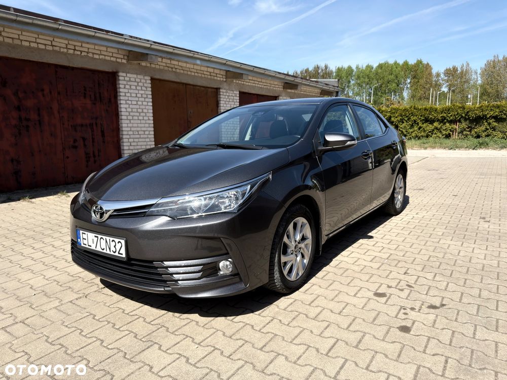 Toyota Corolla 1.6 Premium - 12