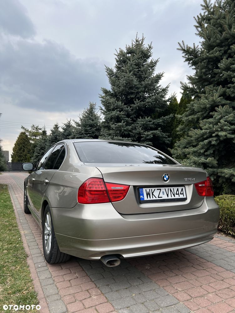 BMW Seria 3 318d - 5