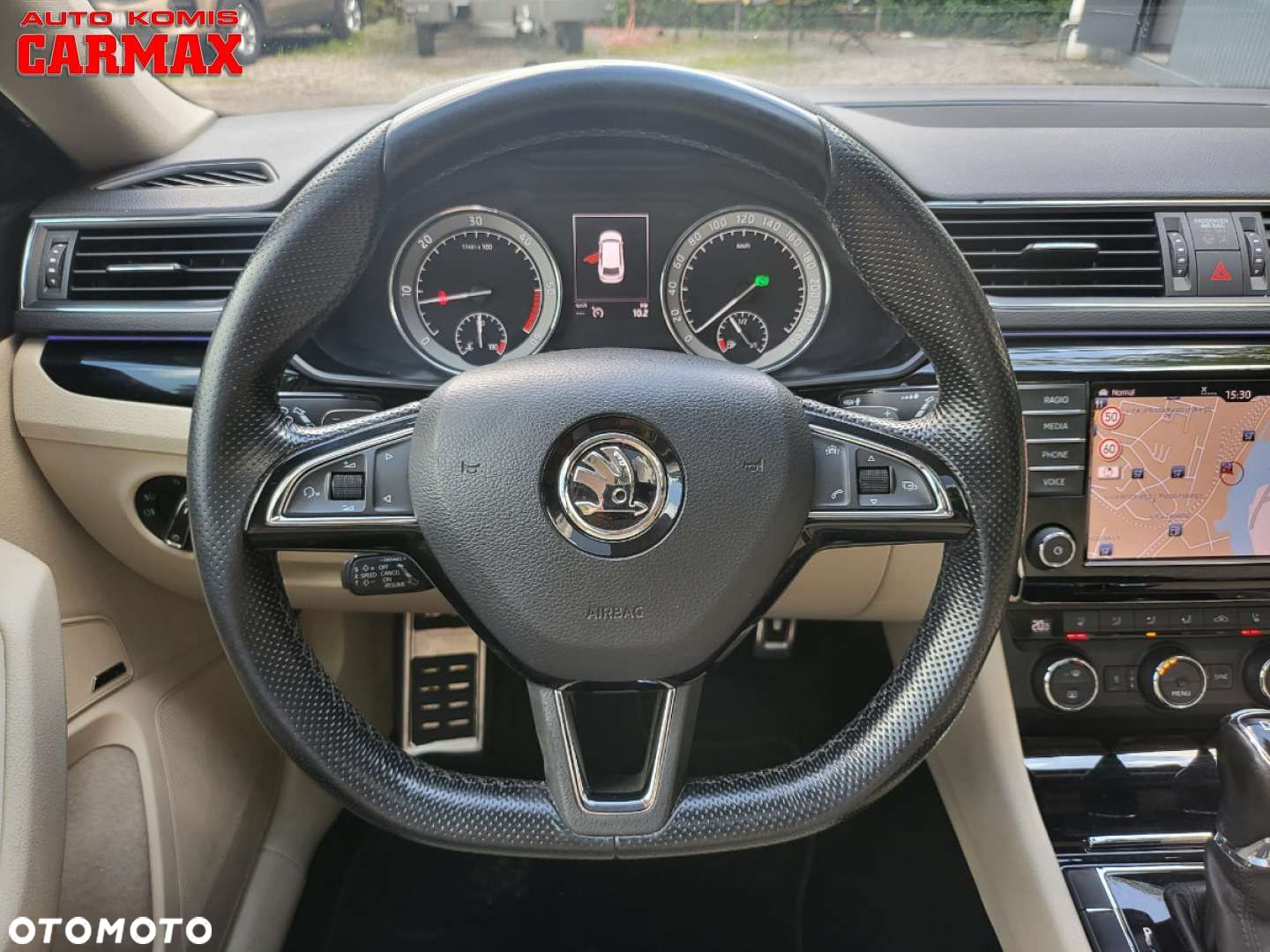 Skoda Superb Combi 2.0 TDI DSG L&K - 13