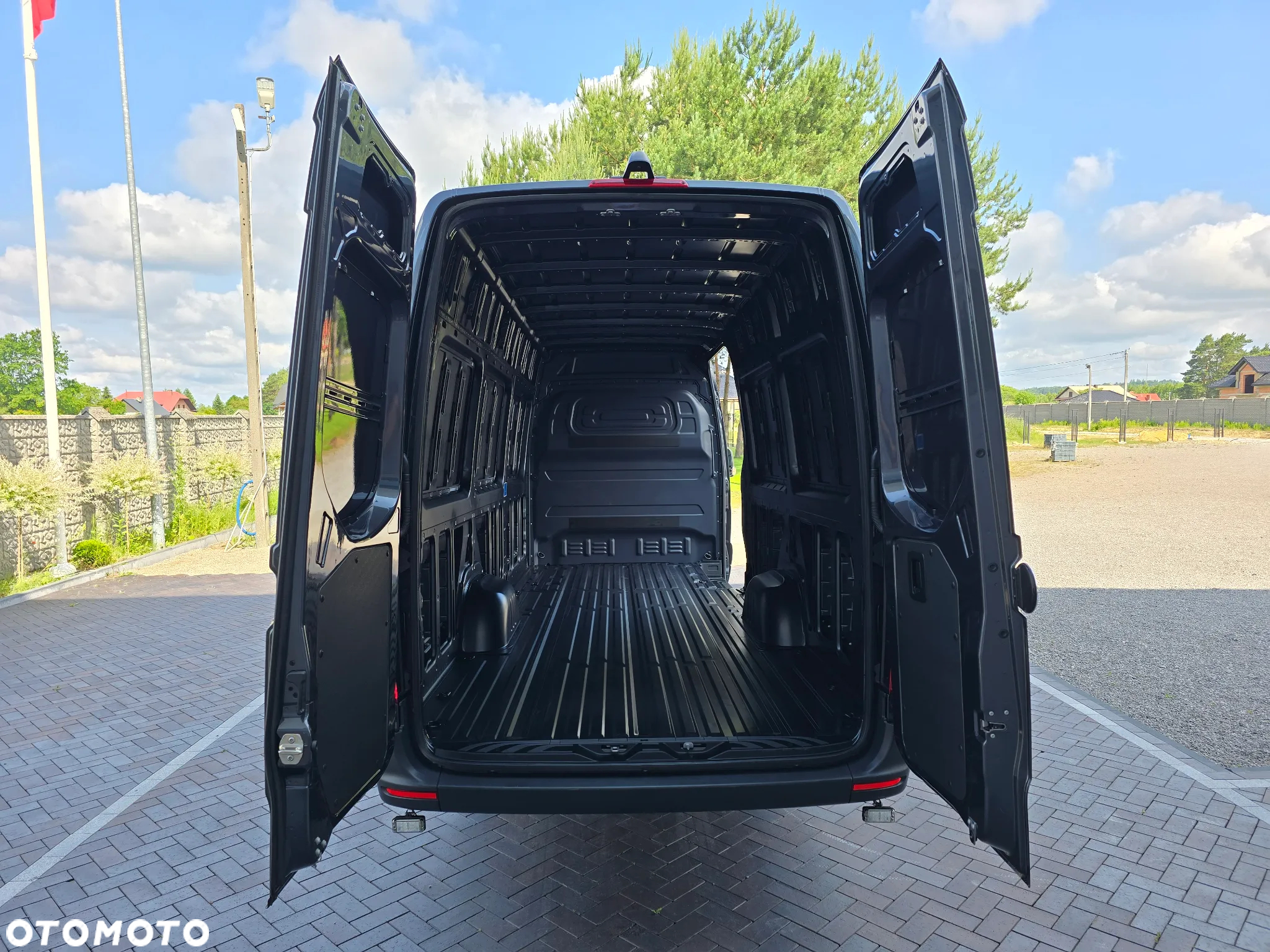 Mercedes-Benz SPRINTER 319 3.0 190KM NOWY BEZ PRZEBIEGU BOGATA OPCJA WYPOSAŻENIA SALON PL NOWY NOWY NOWY - 15