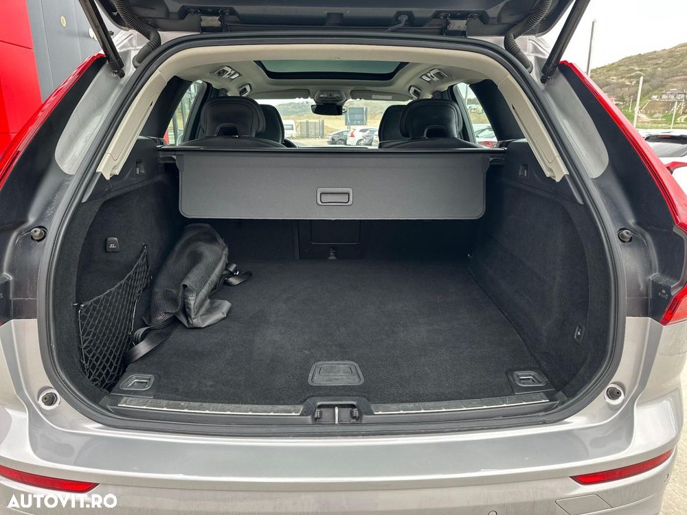 Volvo XC 60 Recharge T6 Twin Engine eAWD Inscription Expression - 18
