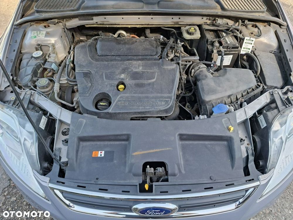 Ford Mondeo - 27