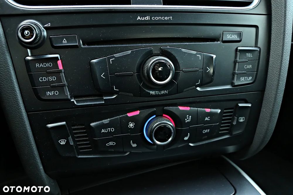 Audi A4 Limousine - 34