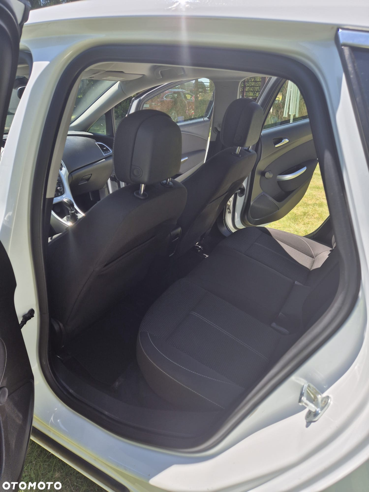 Opel Astra 1.4 EcoFLEX Edition - 16