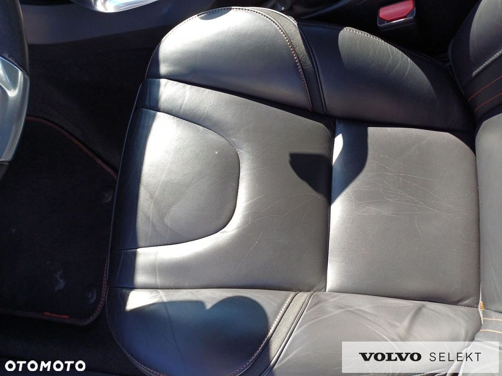 Volvo V40 - 14
