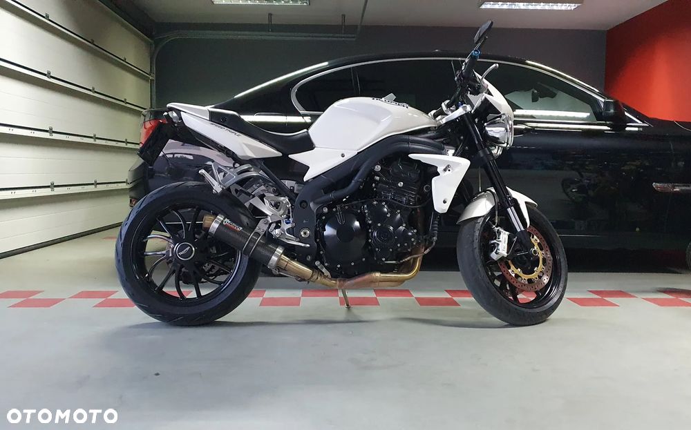 Triumph Speed Triple - 4