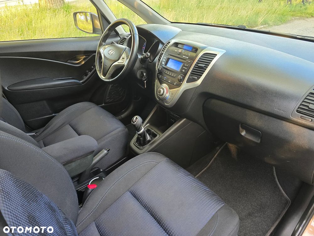 Hyundai ix20 1.4 Premium - 12