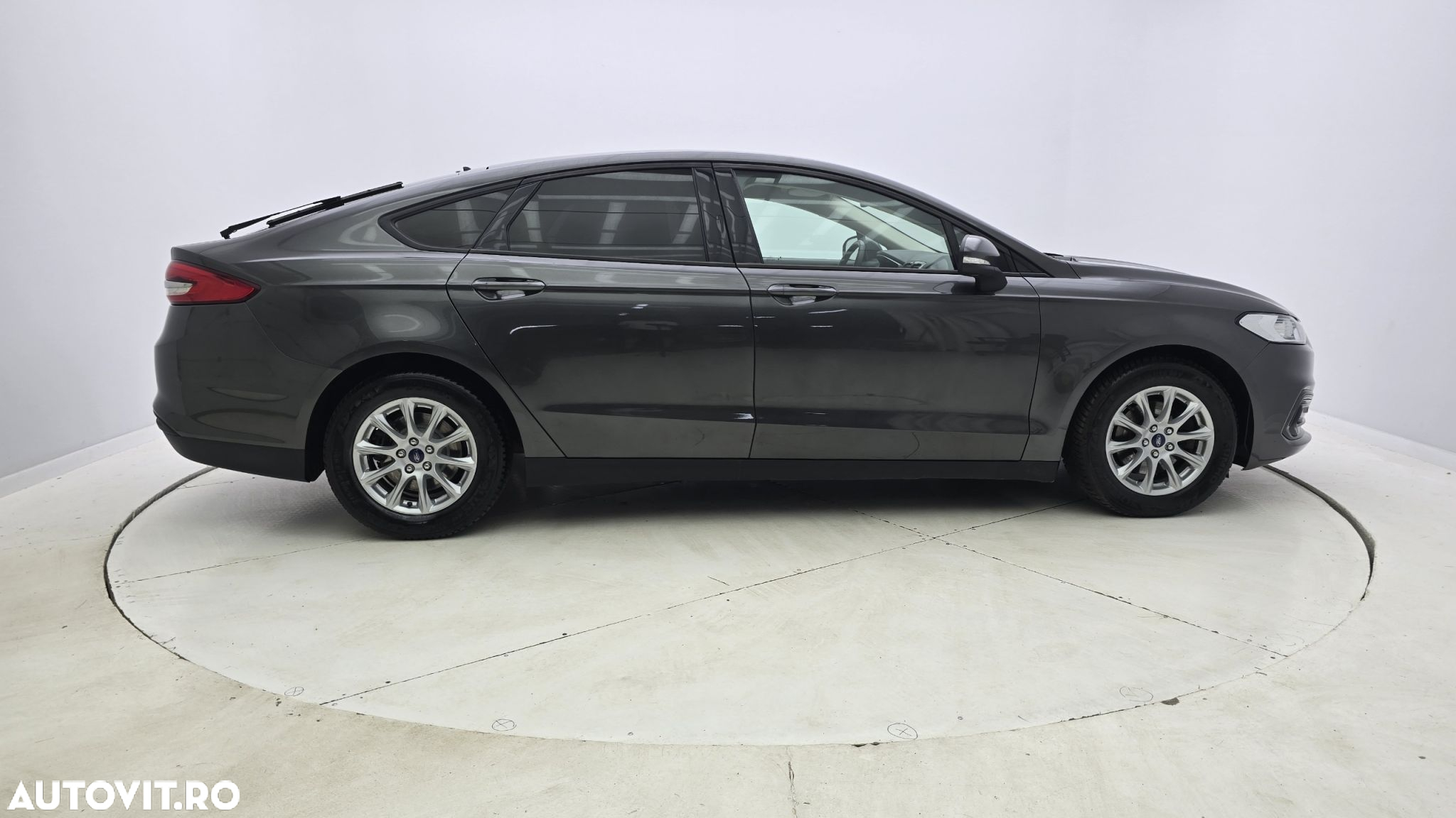Ford Mondeo 2.0 TDCi Aut. Trend - 5
