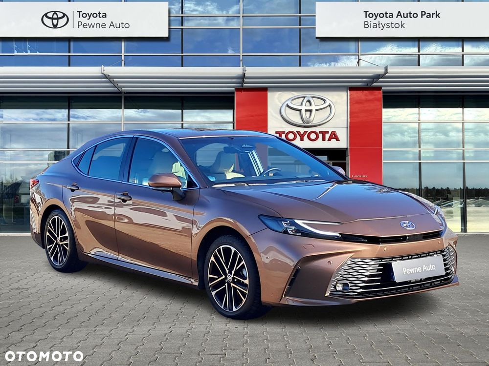 Toyota Camry - 7