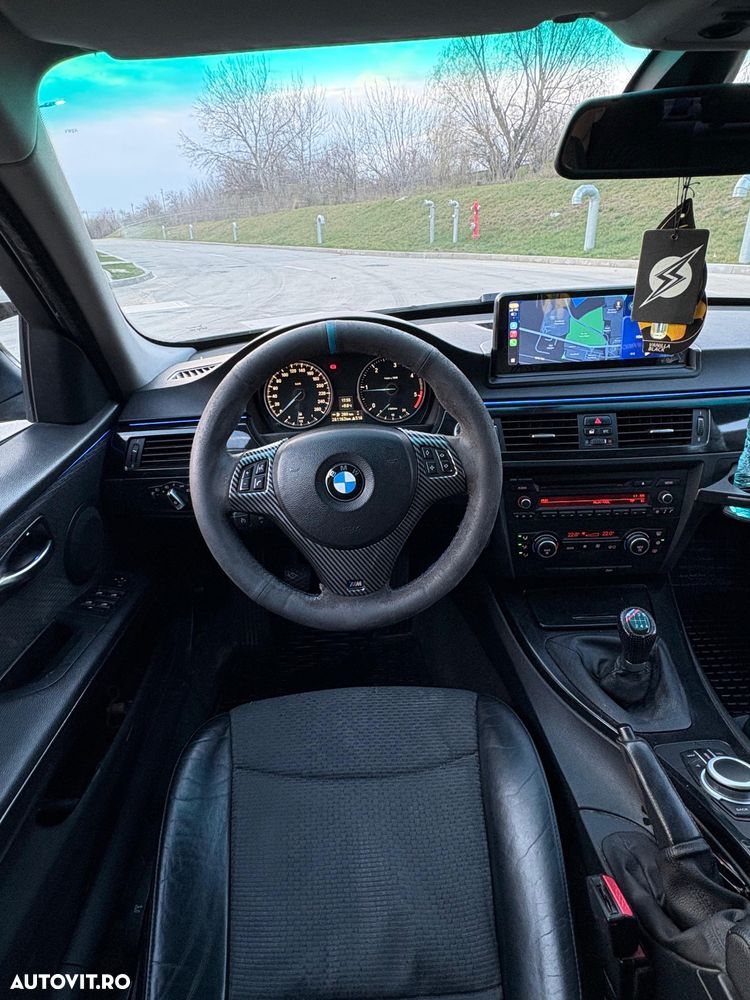 BMW Seria 3 318d - 9