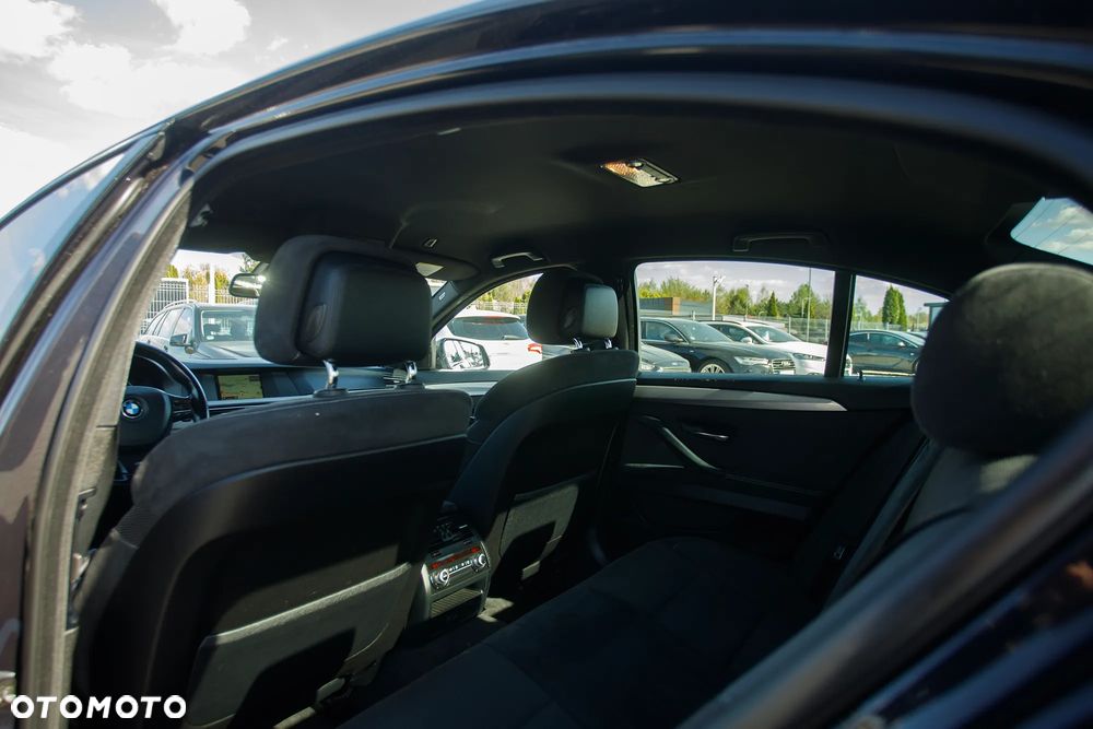 BMW Seria 5 530d Sport-Aut - 19