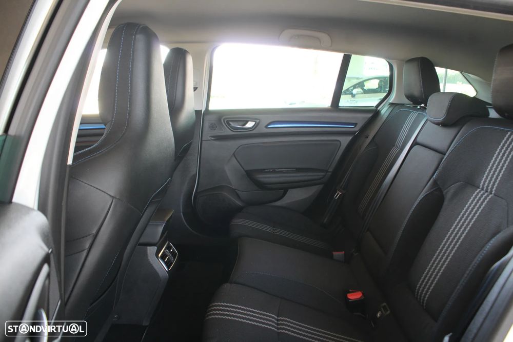 Renault Mégane Sport Tourer 1.3 TCe GT Line - 39