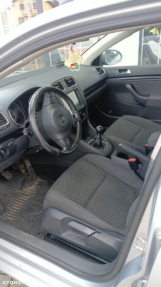 Volkswagen Golf 2010 photo 5