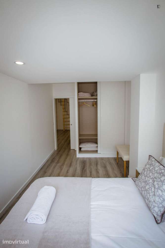 Apartamento com 2 quartos - localizado em Santo Ildefonso Porto - Grande imagem: 4/9