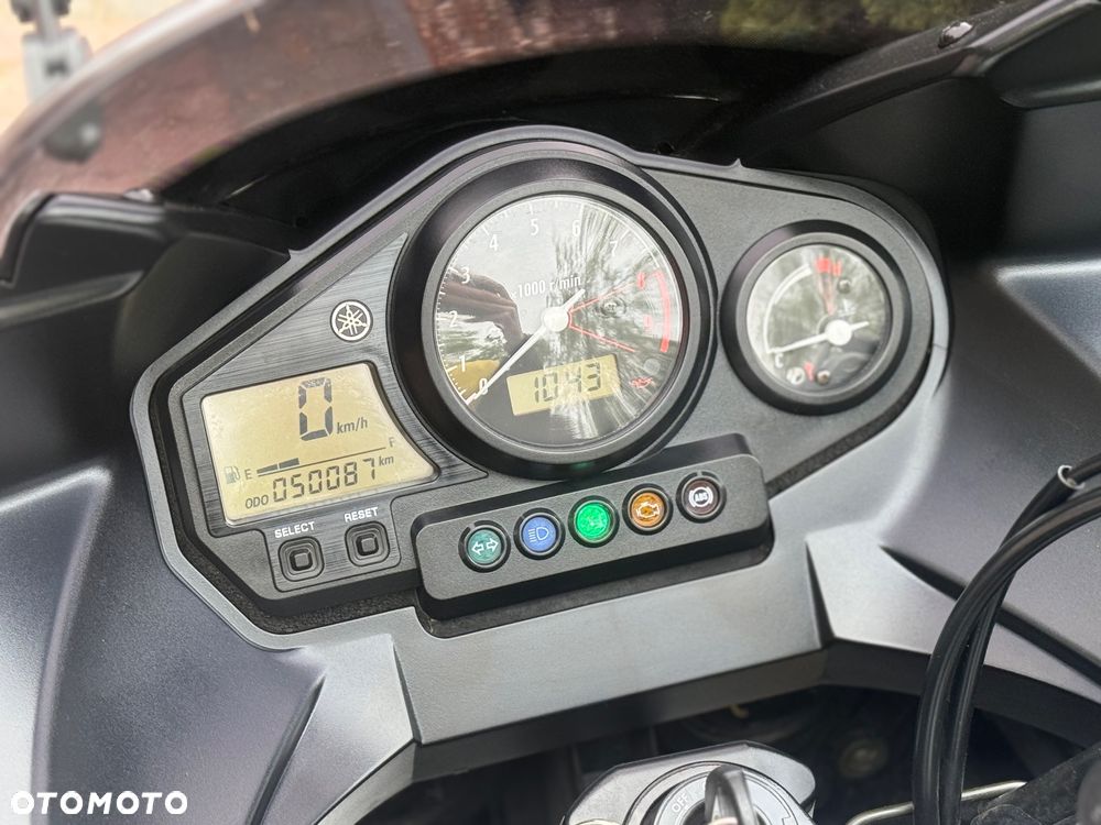 Yamaha TDM - 24