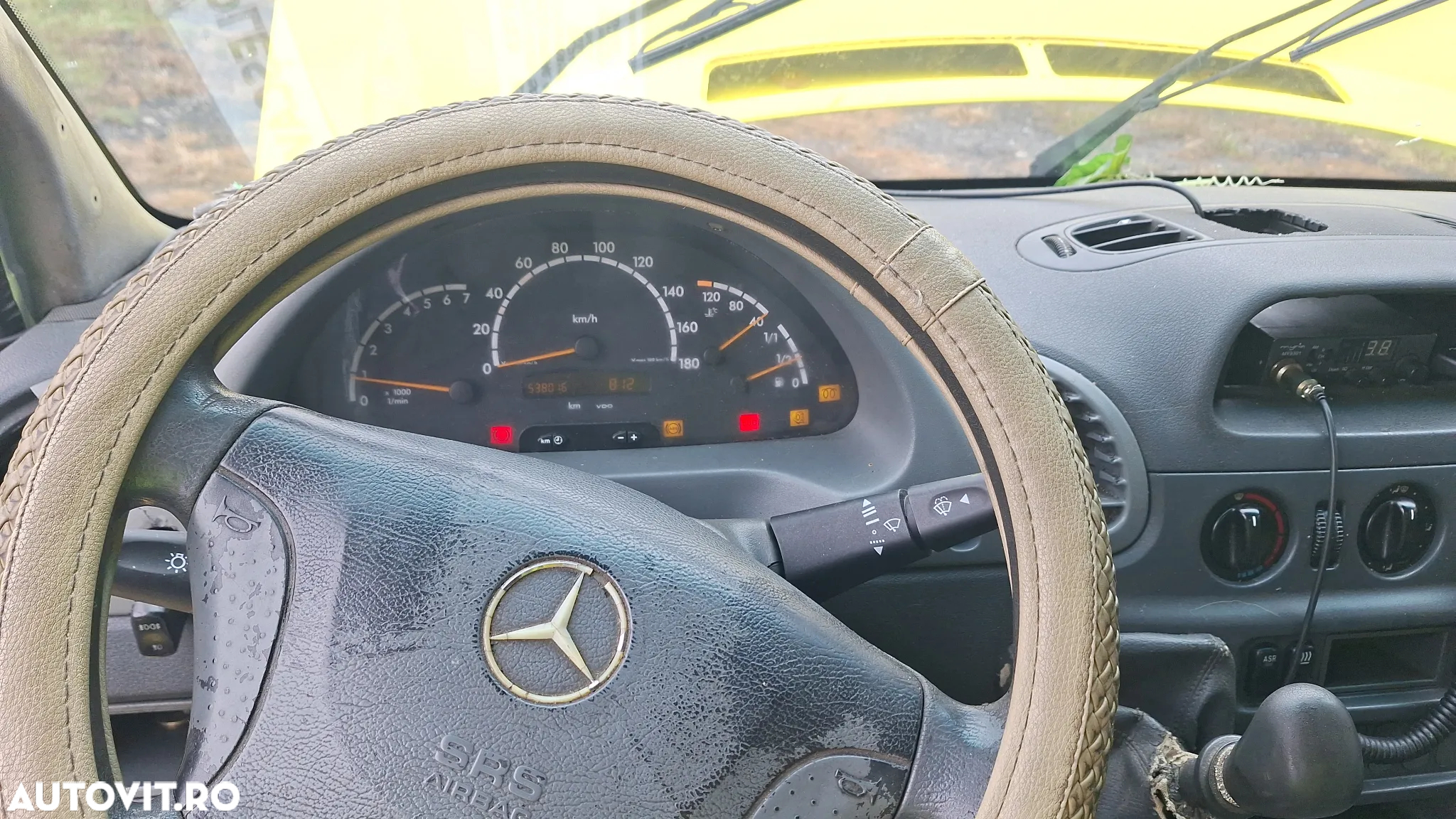 Mercedes-Benz Sprinter - 16