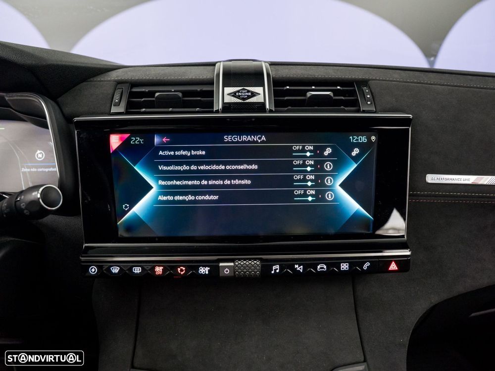 DS DS7 Crossback E-Tense Performance Line EAT8 - 35