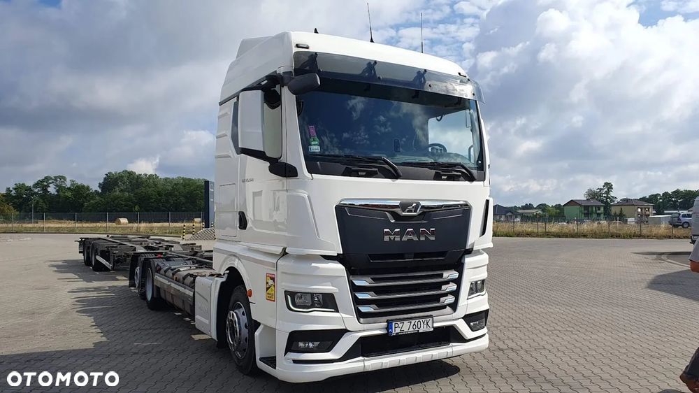 MAN MAN TGX 6X2 - zestaw przestrzenny - 5