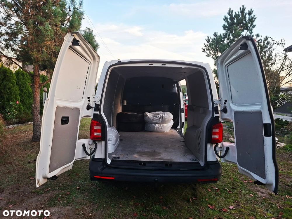 Volkswagen Transporter T6 - 22