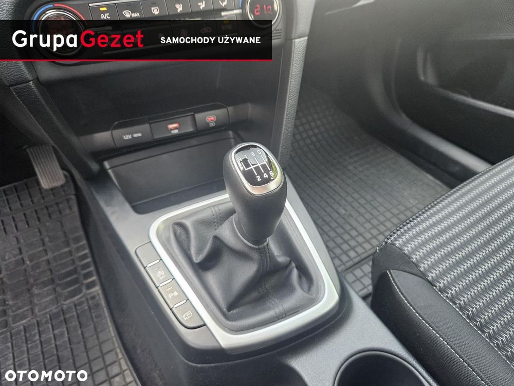 Kia XCeed 1.5 T-GDI M - 15