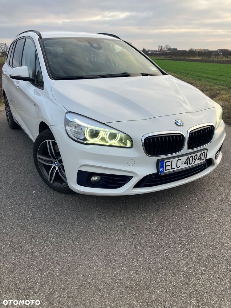 BMW Seria 2 220d Sport-Aut Sport Line - 7
