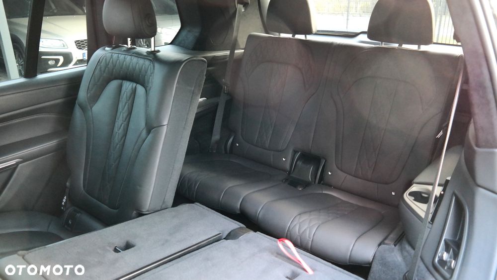 BMW X7 xDrive40d - 12