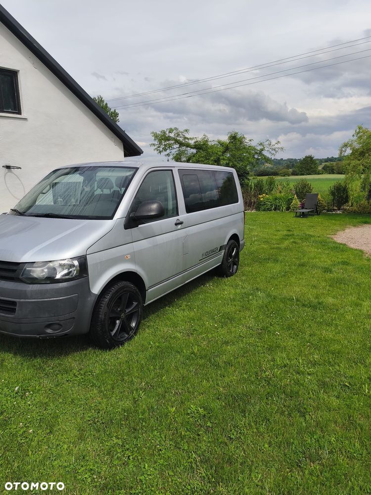 Volkswagen Caravelle L1 Comfortline - 4