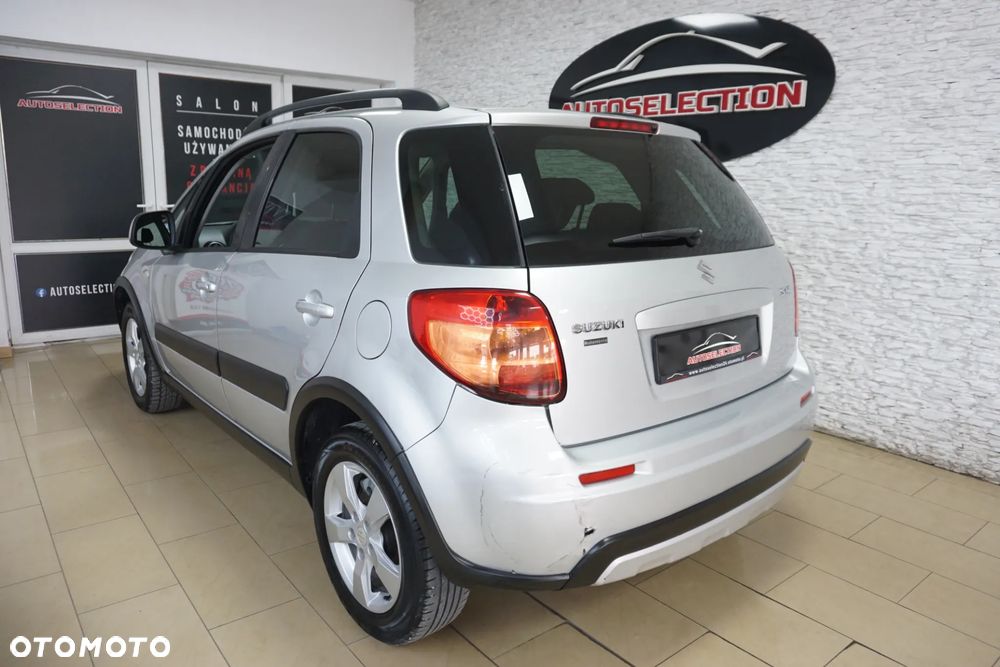 Suzuki SX4 - 10