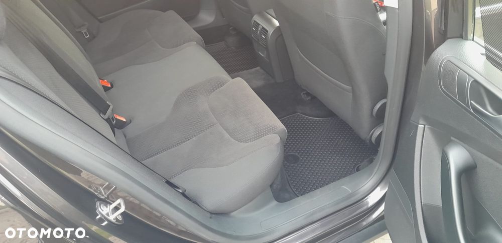 Volkswagen Passat 2.0 TDI Comfortline - 21