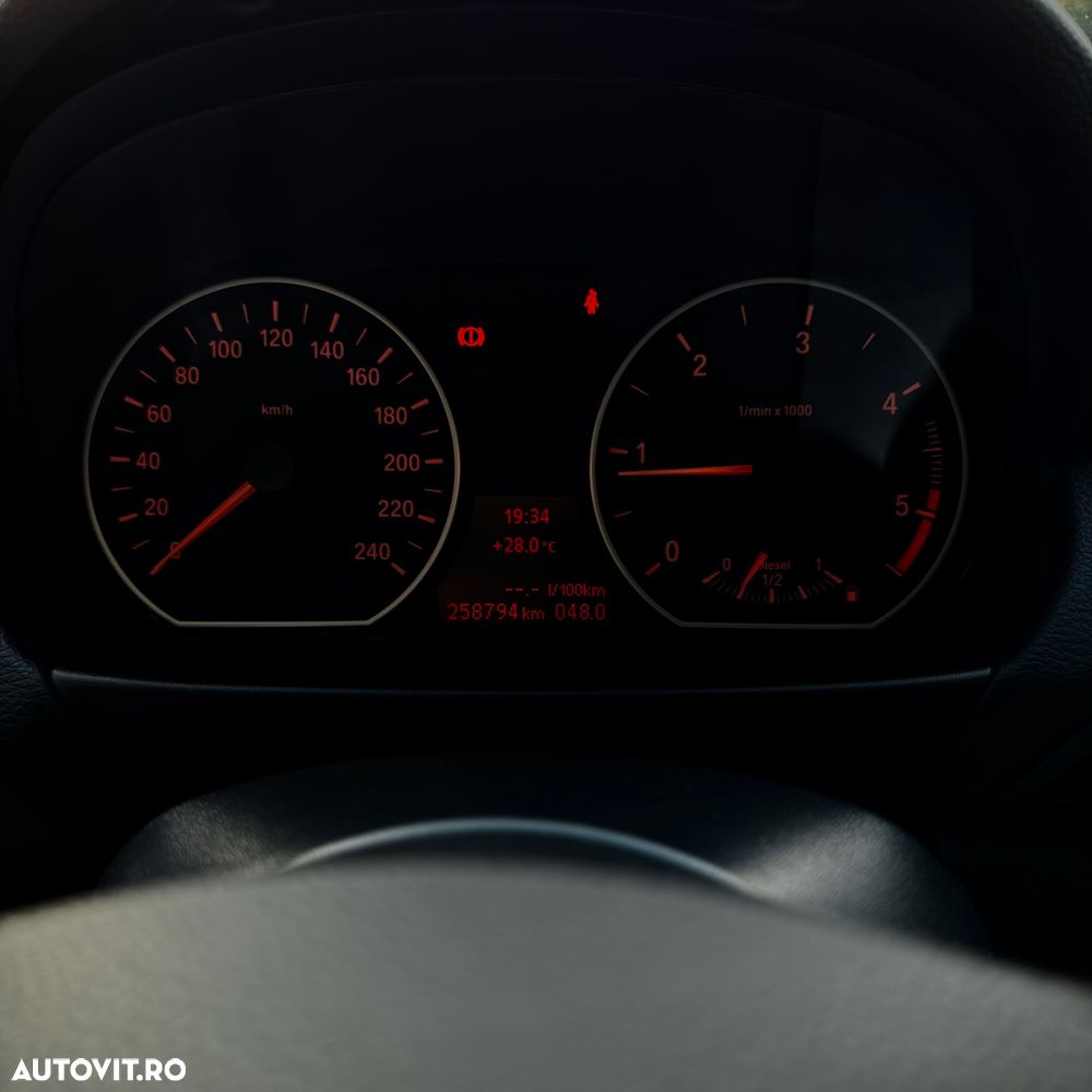 BMW Seria 1 118d - 7