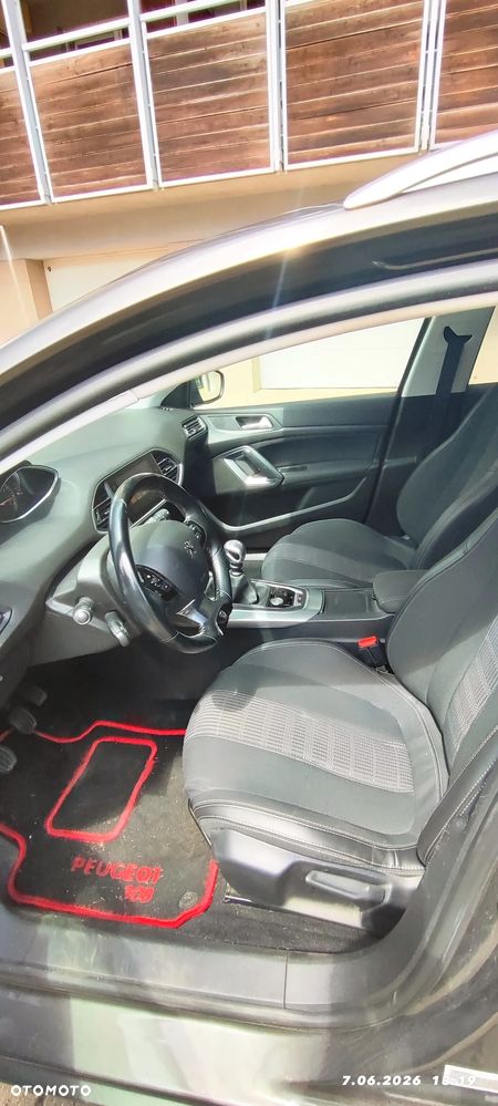 Peugeot 308 PureTech 130 Stop & Start Allure - 11