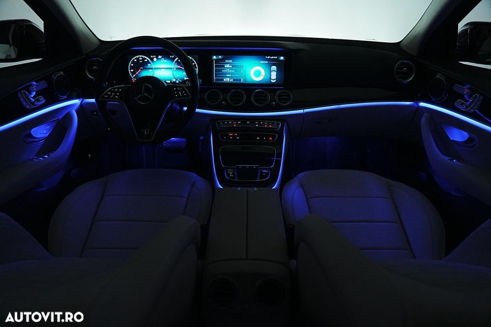 Mercedes-Benz E - 22