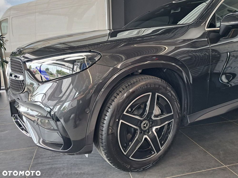 Mercedes-Benz GLC - 10
