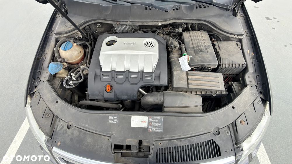Volkswagen Passat 2.0 TDI DPF DSG Individual - 11