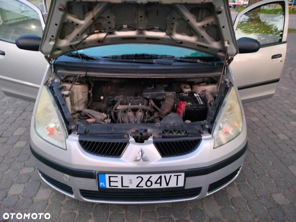 Mitsubishi Colt 1.1 - 14
