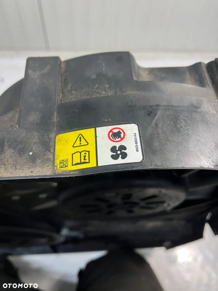 RANGE ROVER SPORT L494 WETYLATORY CHŁODNIC 3.0 D - 11