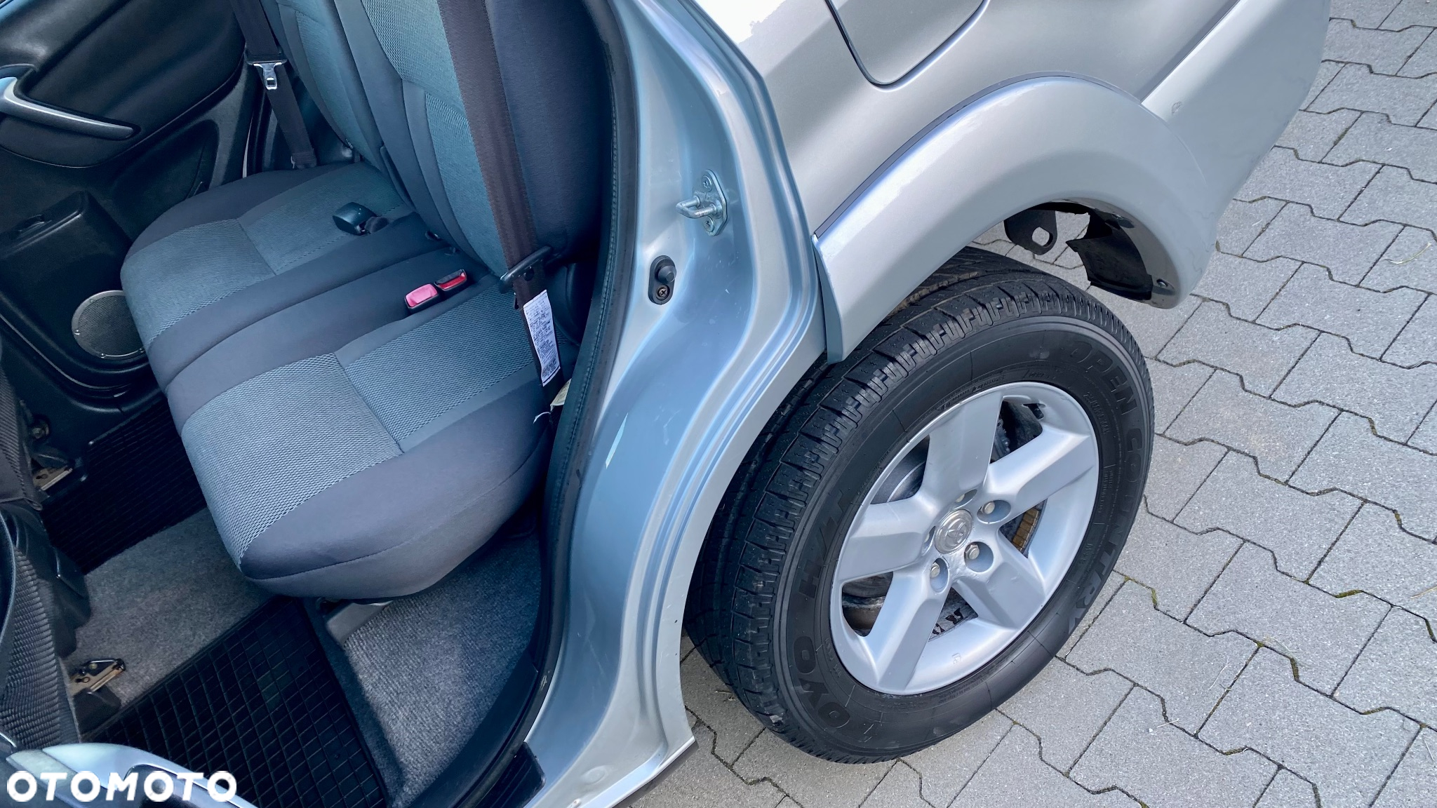 Toyota RAV4 - 19