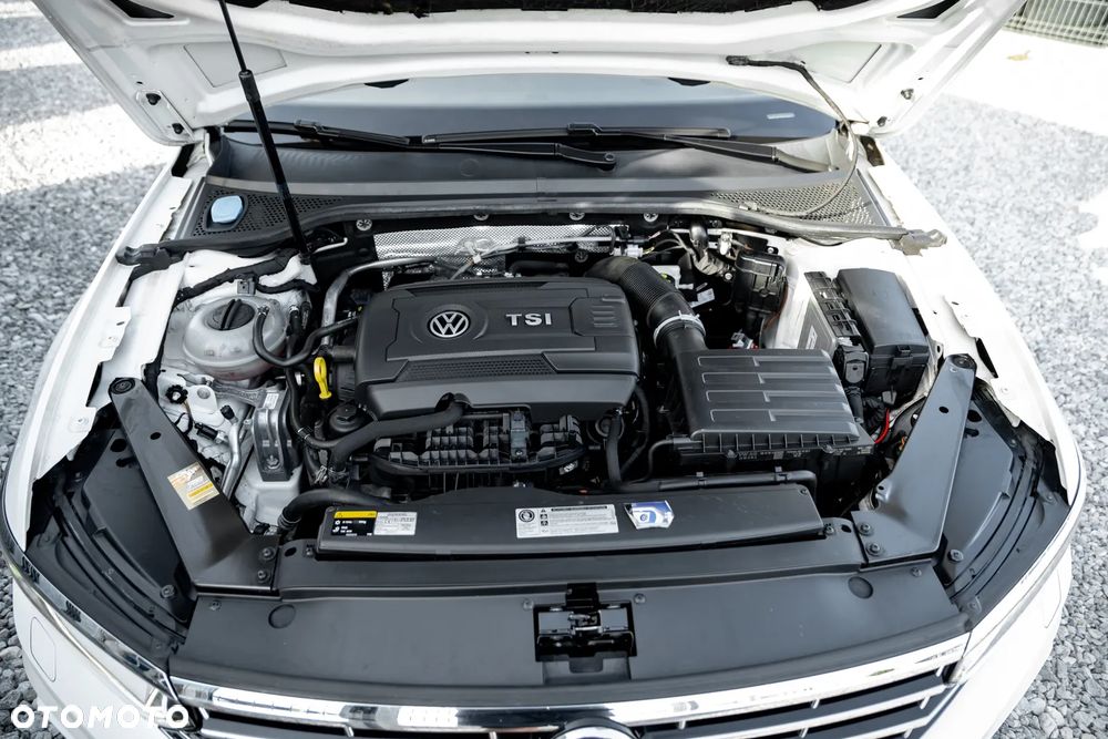 Volkswagen Passat Variant 2.0 TSI (BlueMotion Technology) 4Motion DSG Highline - 41