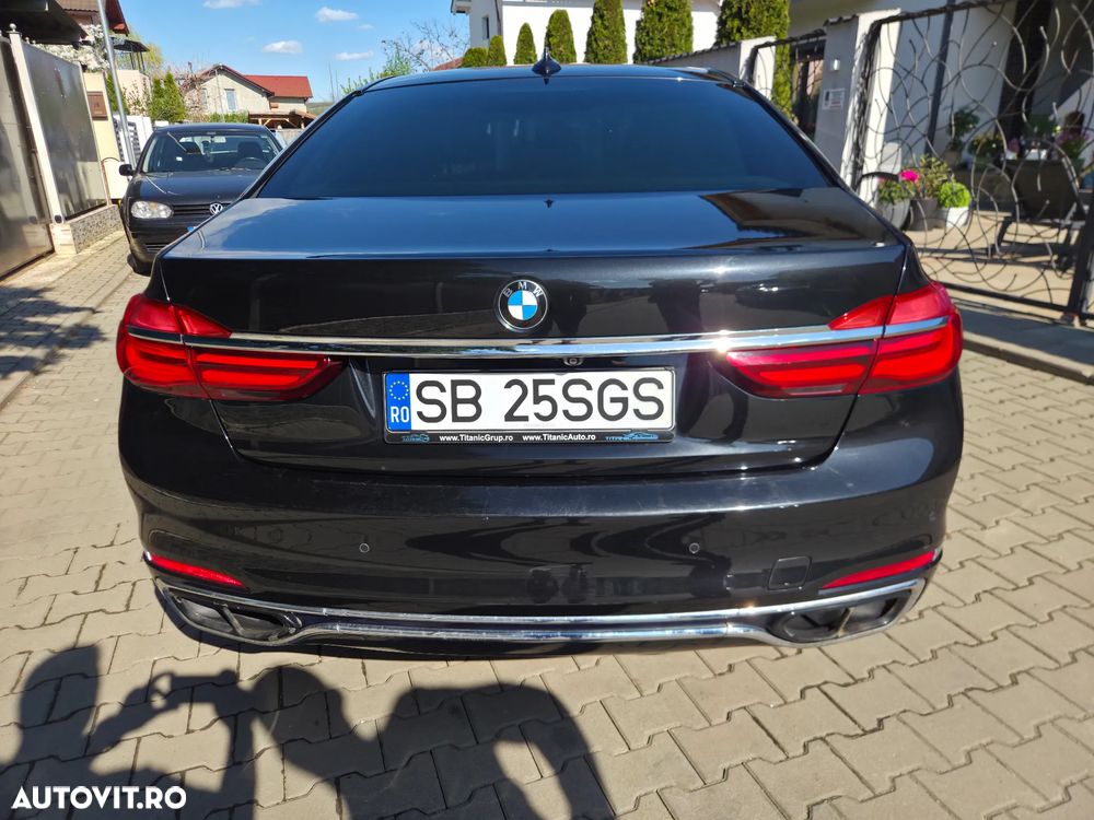 BMW Seria 7 730d xDrive - 16