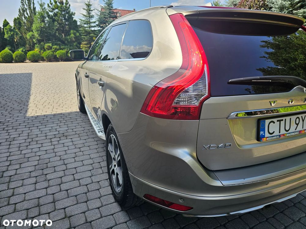 Volvo XC 60 T6 AWD Summum - 4