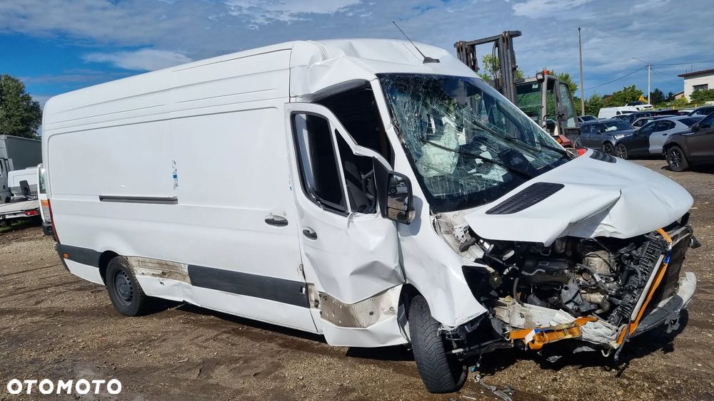 Mercedes-Benz Sprinter - 3